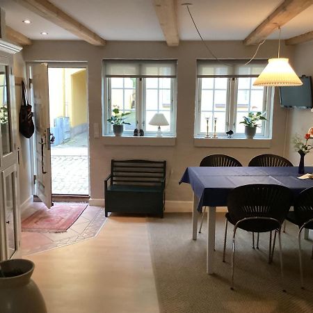 Dejligt Lille Byhus Fåborg Exterior foto