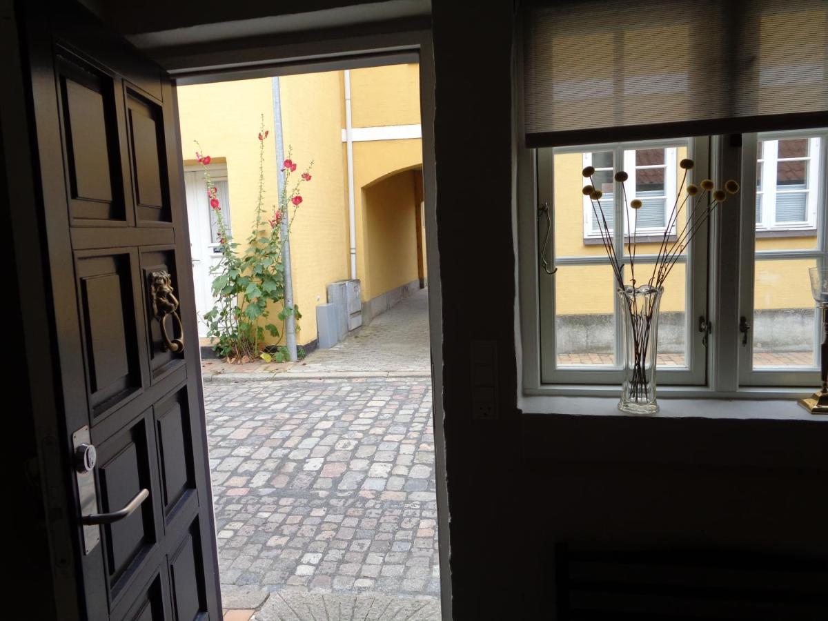 Dejligt Lille Byhus Fåborg Exterior foto